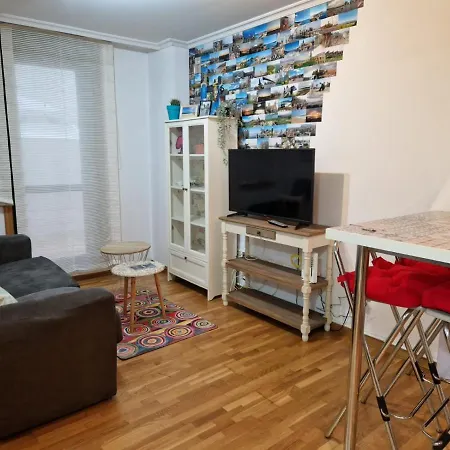 Pleno Centro, Alameda, 5 Minutos Casco Vello Y Estacion Ave דירה *