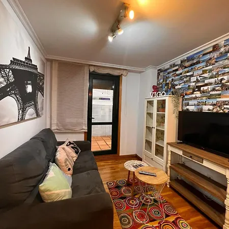 Pleno Centro, Alameda, 5 Minutos Casco Vello Y Estacion Ave דירה