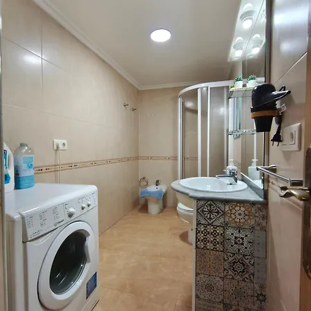 Pleno Centro, Alameda, 5 Minutos Casco Vello Y Estacion Ave