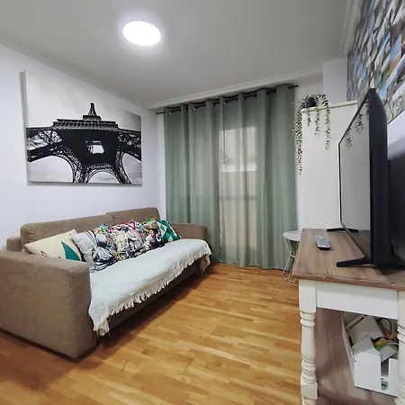 Apartment Pleno Centro, Alameda, 5 Minutos Casco Vello Y Estacion Ave