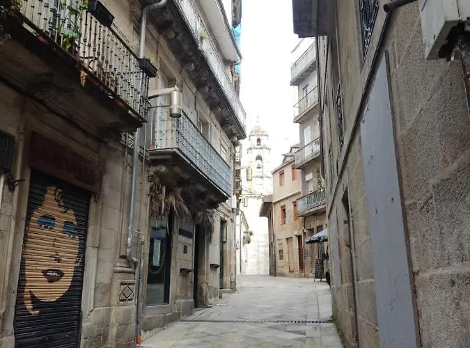 Pleno Centro, Alameda, 5 Minutos Casco Vello Y Estacion Ave * Vigo