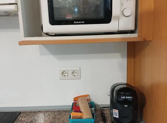 Pleno Centro, Alameda, 5 Minutos Casco Vello Y Estacion Ave Daire Vigo